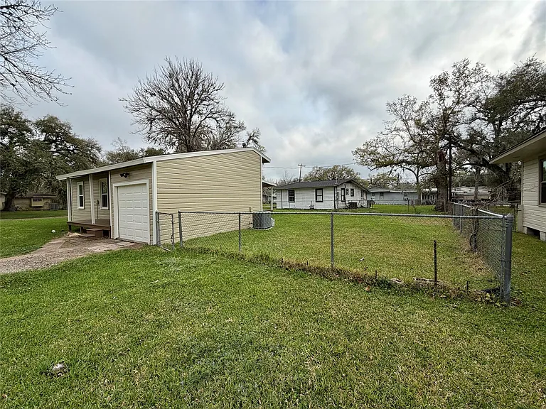 234 Jasmine St — Photo 3
