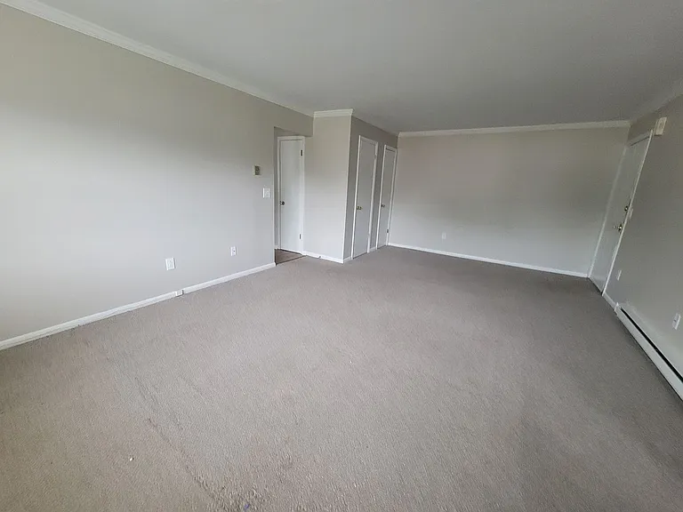 Country Gardens Apartments — Photo 28