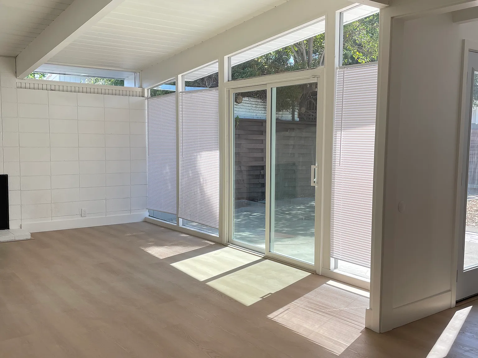 753 Richmond Ave — Photo 4
