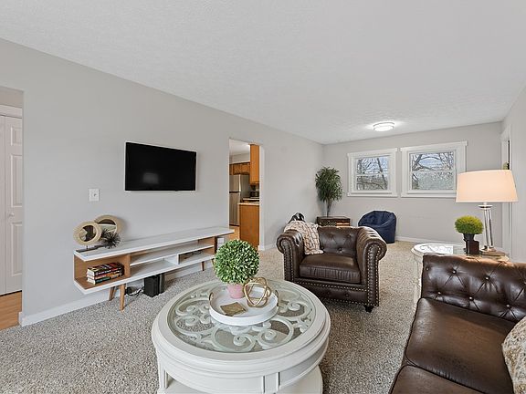 5th image of 906 Tradewind Dr