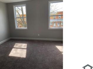 303 Folcroft St, Baltimore, MD 21224