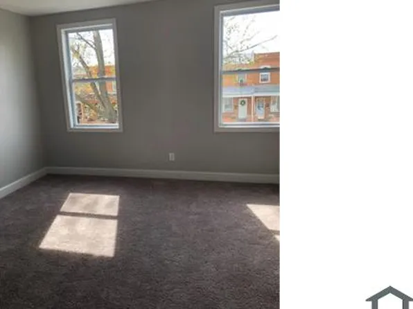 303 Folcroft St, Baltimore, MD 21224