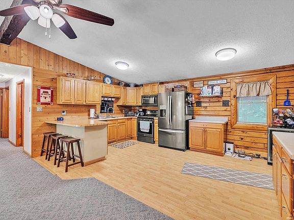 4th image of 2455 W More Dr
