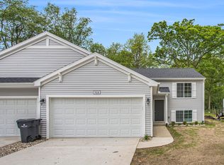 11126 Farmway Dr, Allendale, MI 49401