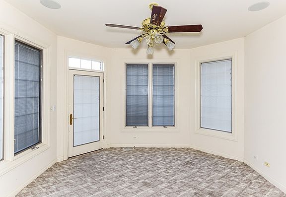 5th image of 11740 Shaker Ct