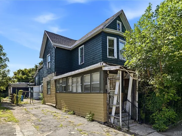 252 15th St, Buffalo, NY 14213
