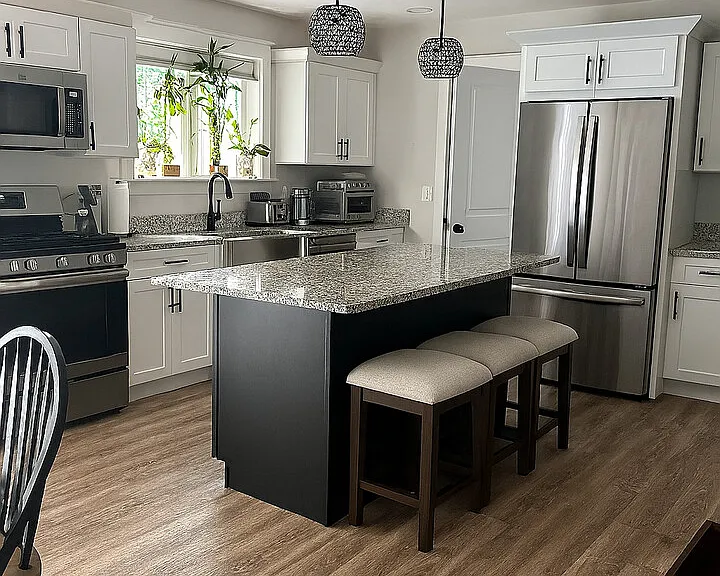 Neptune Dr — Photo 2