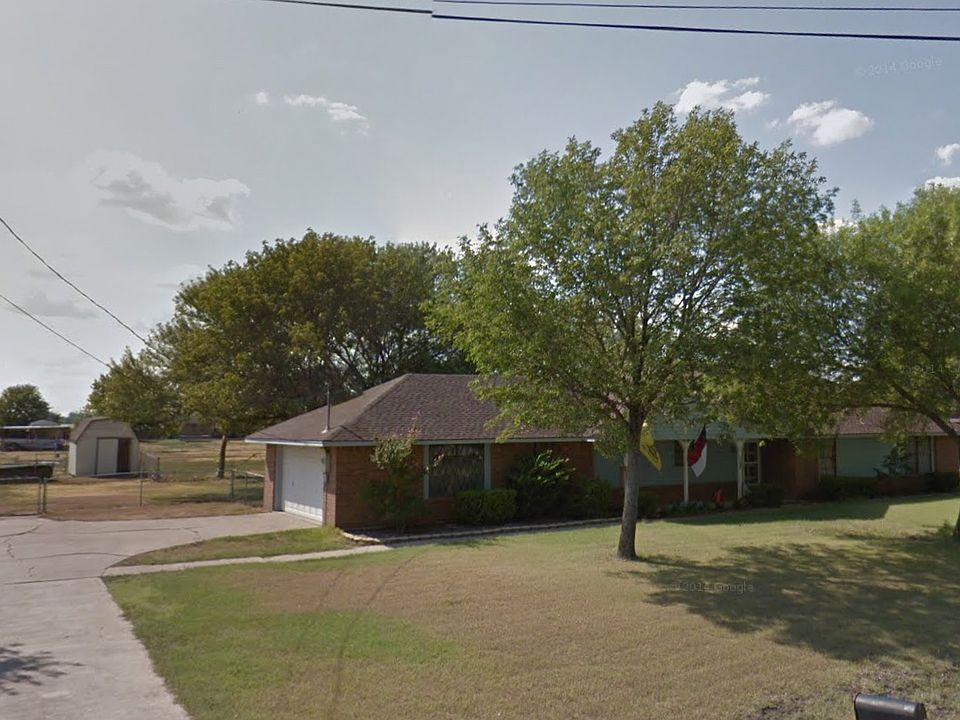 1st image of 111 Hollie Dr