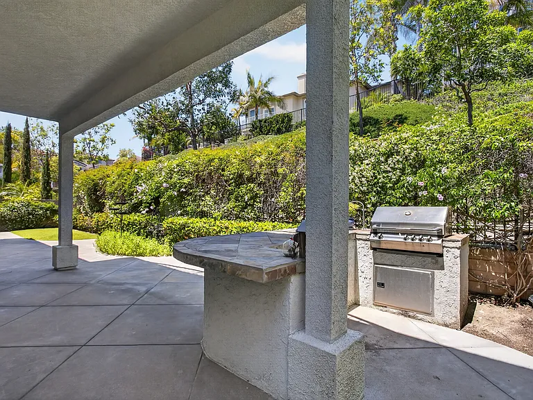 23611 Marin Way — Photo 13