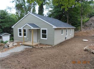 26 Tanner Ave, Norwich, CT 06360