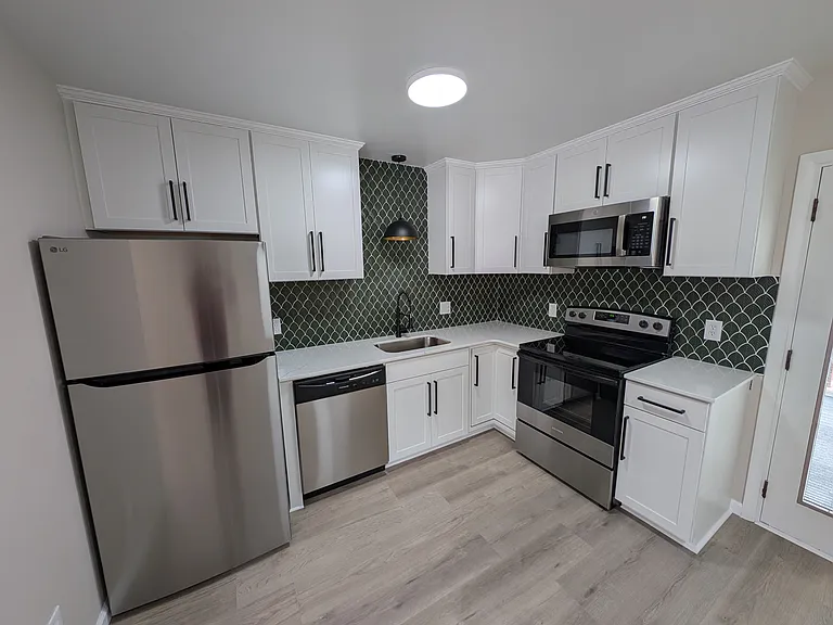 35 Terrel Dr #1 — Photo 1