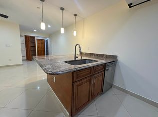 610 W 196th St #BASEMENT, New York, NY 10040