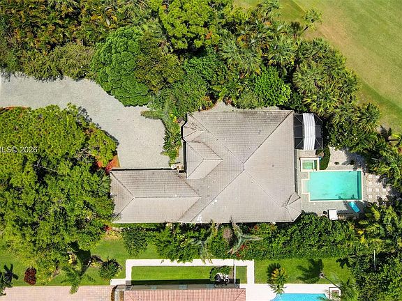 3rd image of 8244 Lakeview Dr