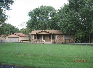 107 Rosedale Dr, Searcy, AR 72143