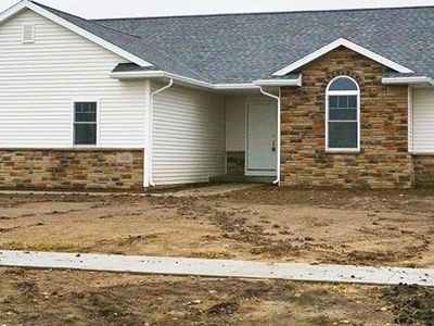 1008 Tomahawk Ln, Bowling Green, OH, 43402