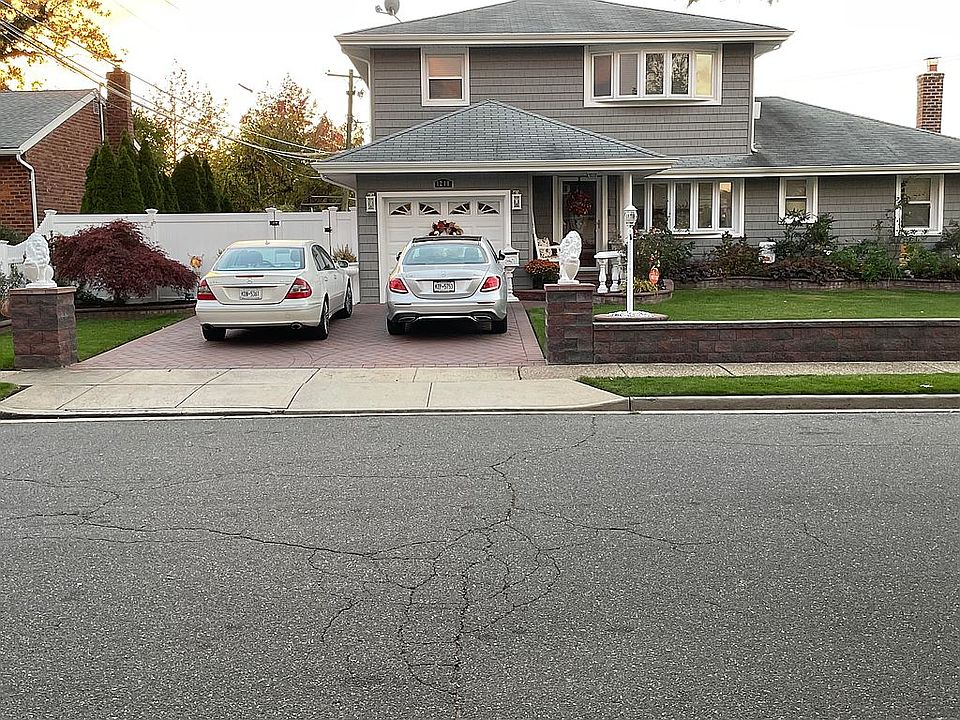 1st image of 1218 Village Ave