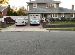 1218 Village Ave, Baldwin, NY