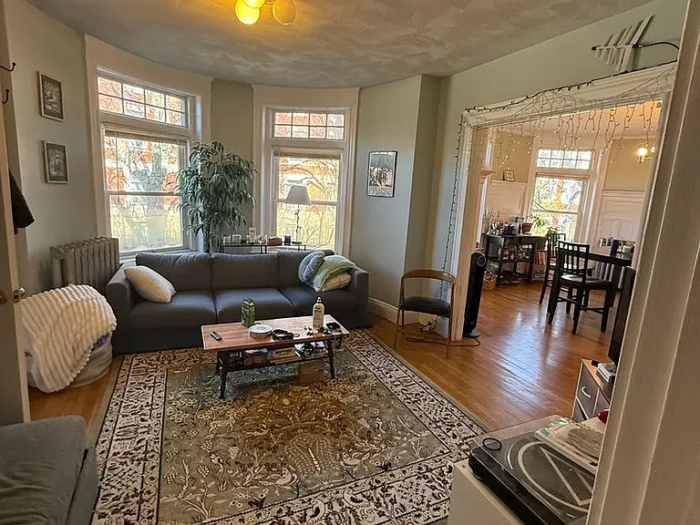 1887 Beacon St #1 — Photo 1