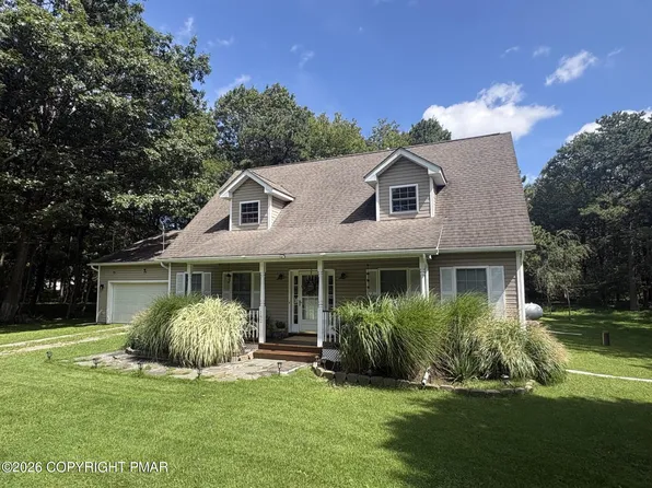 142 Stillwater Dr, Pocono Summit, PA 18346