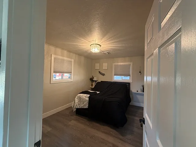 713 N 1st St — Photo 5