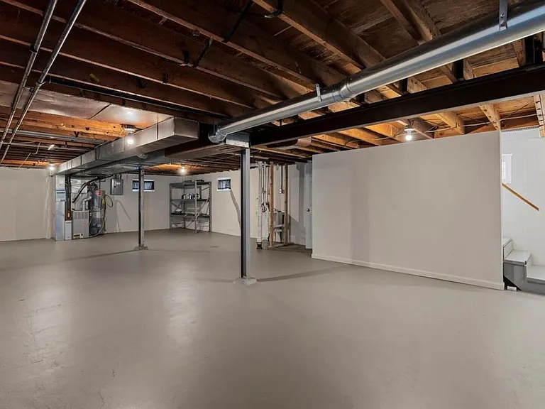 1614 Bredell Ave — Photo 21