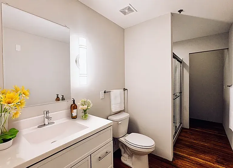 Harvey Dutton Lofts — Photo 5