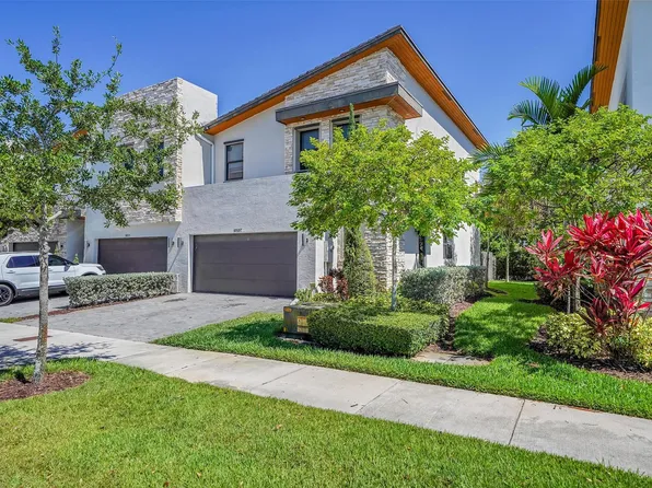 10507 NW 81st Terrace, Doral, FL 33178