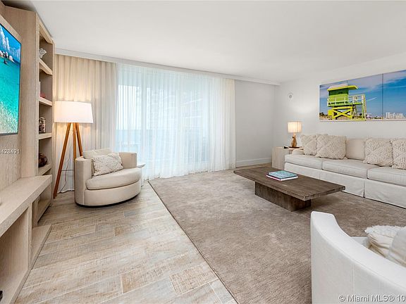 2nd image of 102 24th St APT 1122
