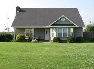 10 Kimberly St, Decatur, AL 35603