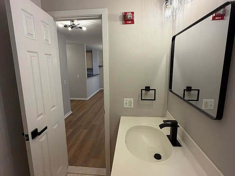 2 Leverington Ave #28 — Photo 31