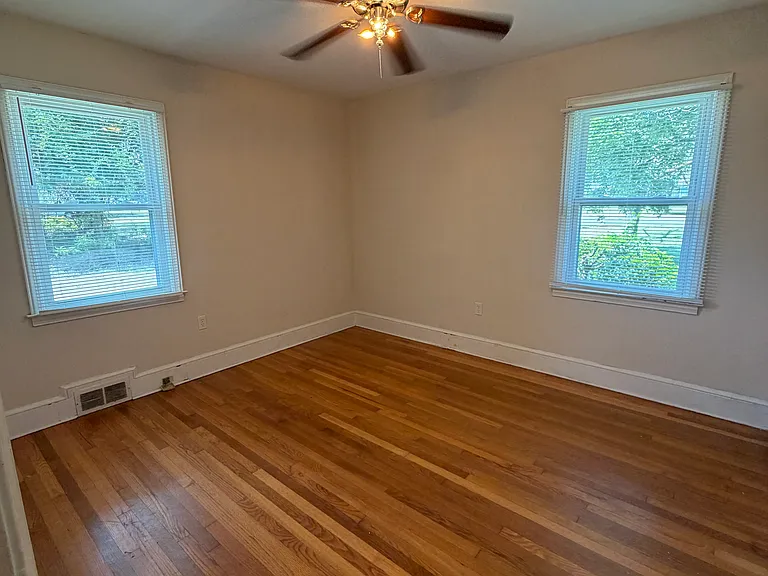 2306 Lane Ave — Photo 10