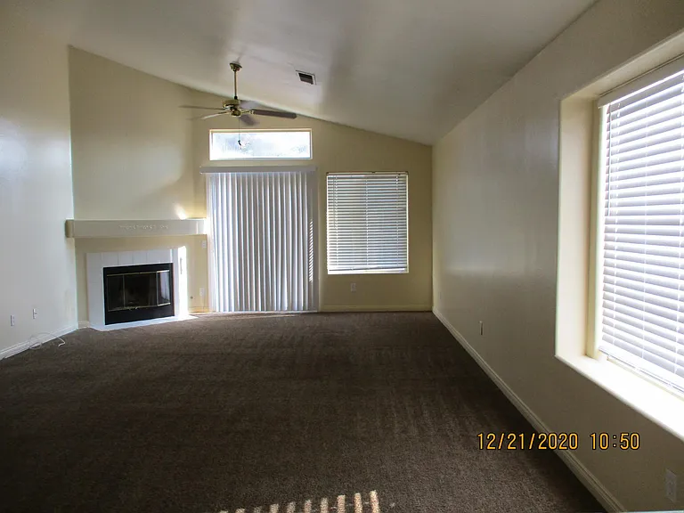2910 Colville Ave — Photo 3