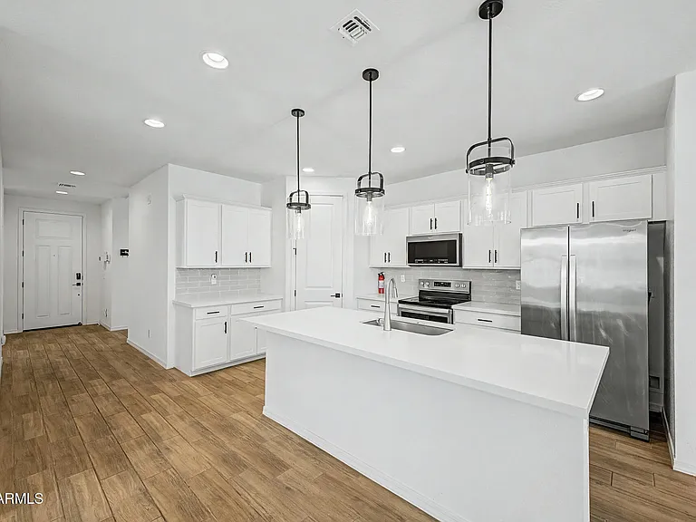 35948 W Santa Monica Ave — Photo 13