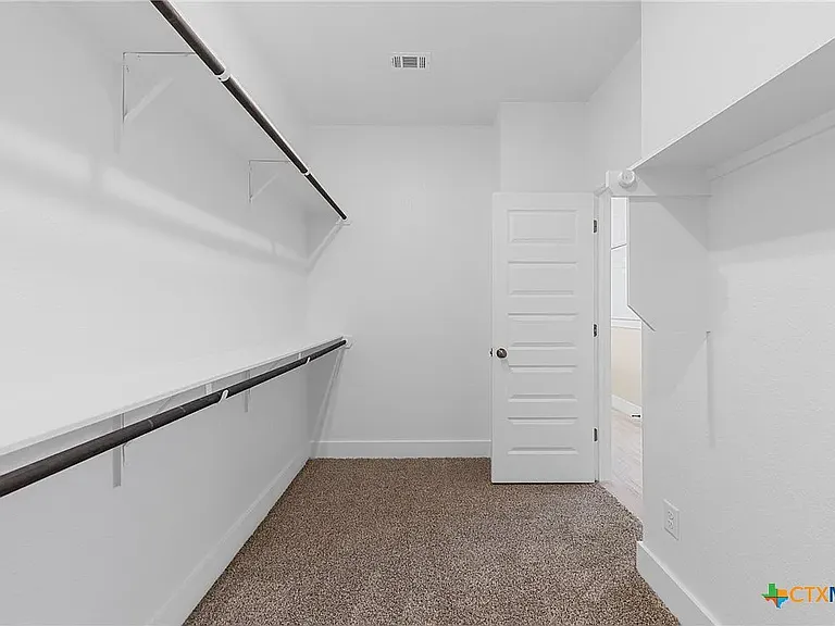 920 Campbelton Dr — Photo 11
