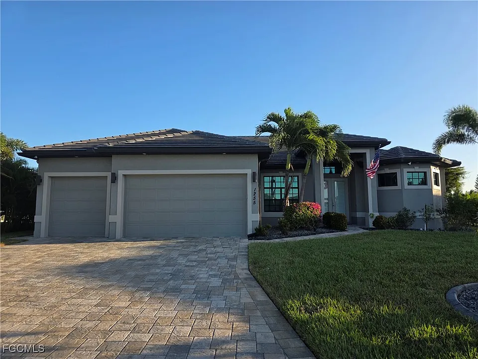 1255 NW 38th Ave