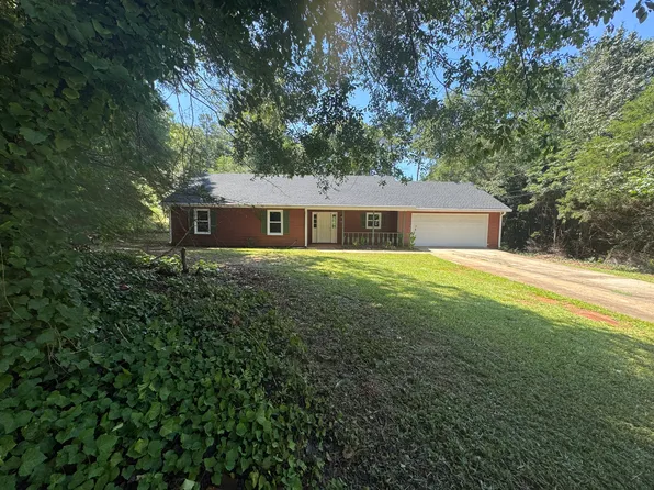 35 Christian Woods Ln, Conyers, GA 30013