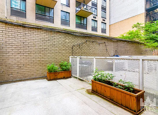 Rented by PREX Realty Corp | media 2