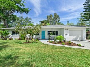 857 Hillside Ct S, Saint Petersburg, FL 33705