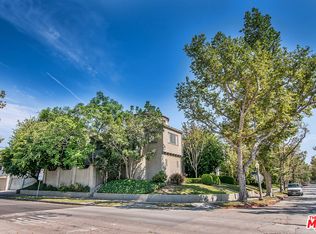 200 S Orange Dr, Los Angeles, CA 90036