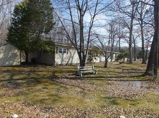 3127 Mountain Rd, Slatington, PA 18080