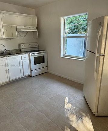 5th image of 1-2530 NW 82nd St #1
