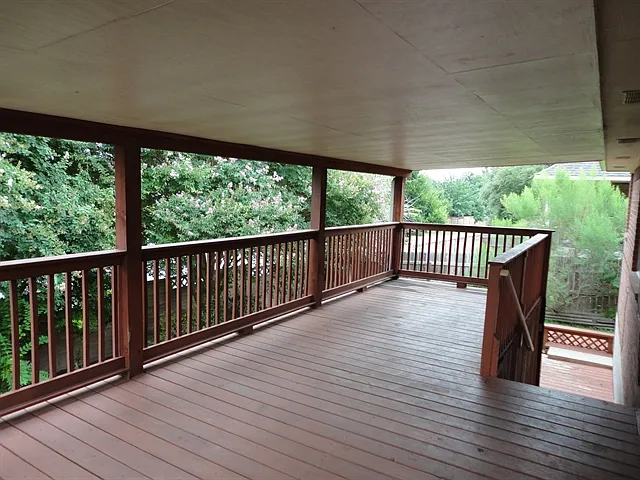 2116 Faldo Ln — Photo 14