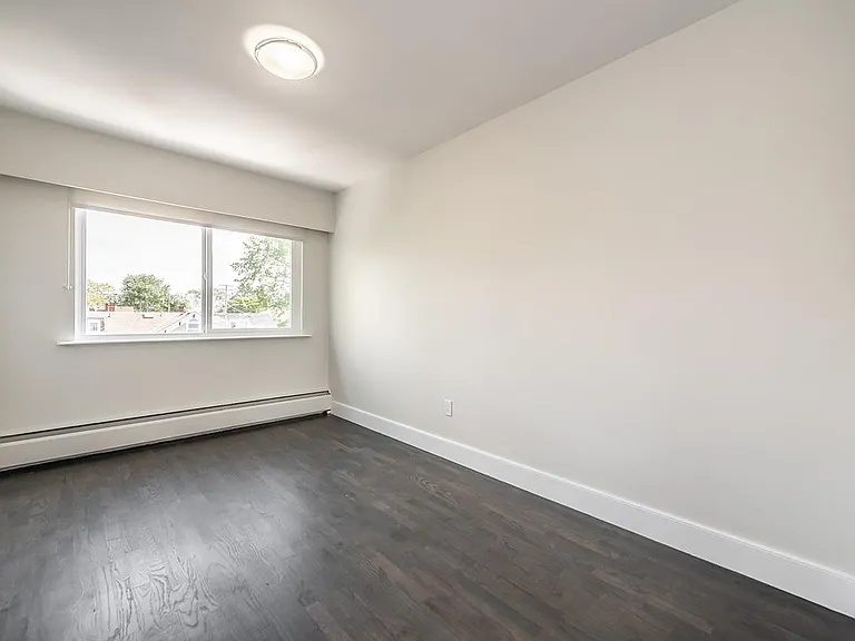 628 Dallas Rd #105 — Photo 8