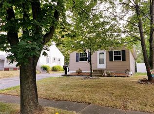 1961 Thornapple Ave, Akron, OH 44301
