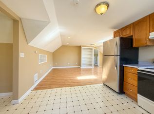 1003 SW 150th St #3, Seattle, WA 98166