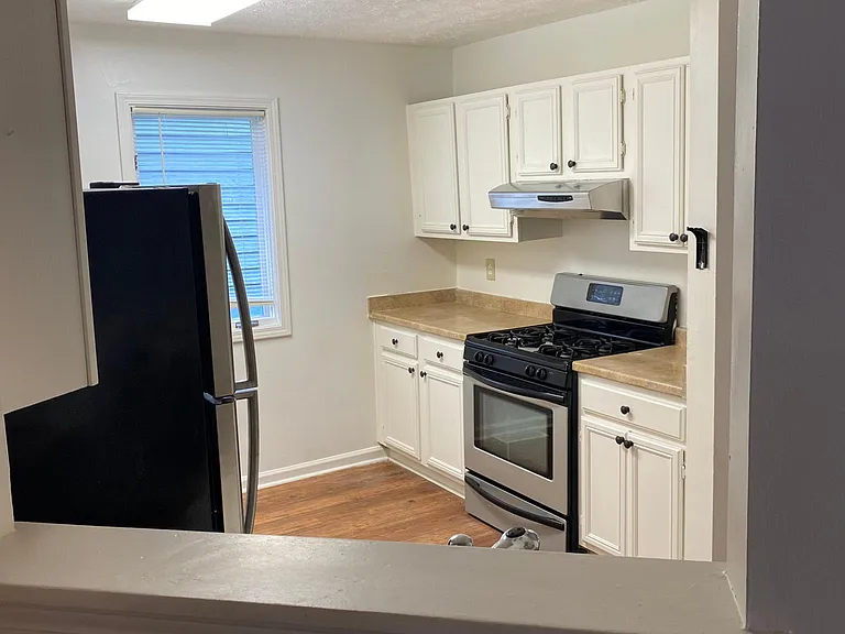 229 Maple St NW — Photo 5