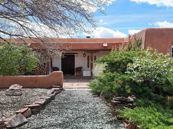 7236 Highway 518, Ranchos de Taos, NM 87557