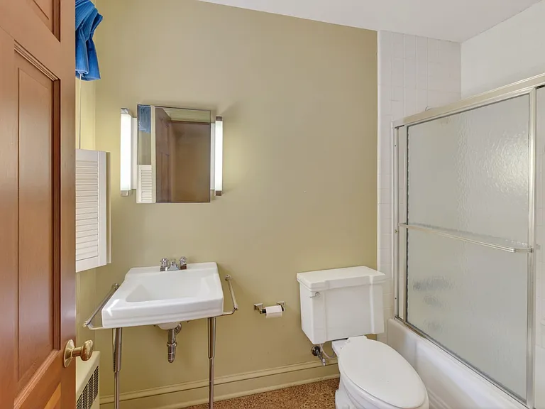 535 E Rio Rd — Photo 27