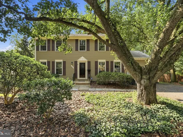820 S Quincy St, Arlington, VA 22204