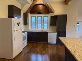 904 West 4th Street Apt. 3 - 1